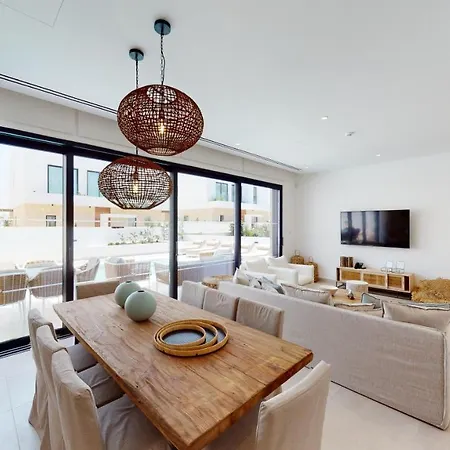 Periyiali Konnos Villa *