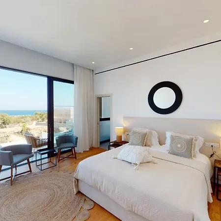 Villa Periyiali Konnos