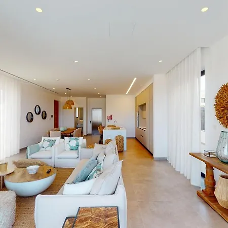 Villa Periyiali Konnos