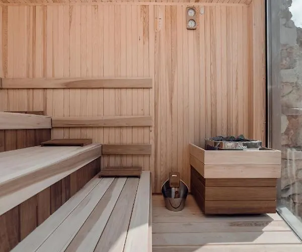 Villa Periyiali Konnos