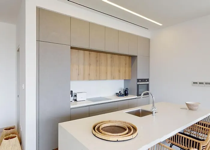 Villa Periyiali Konnos *