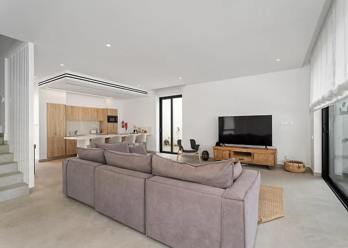 Periyiali Konnos Villa Protaras