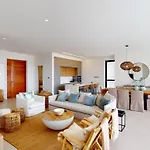 Periyiali Konnos Villa *