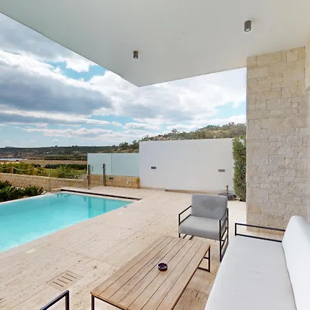 Villa Periyiali Konnos *